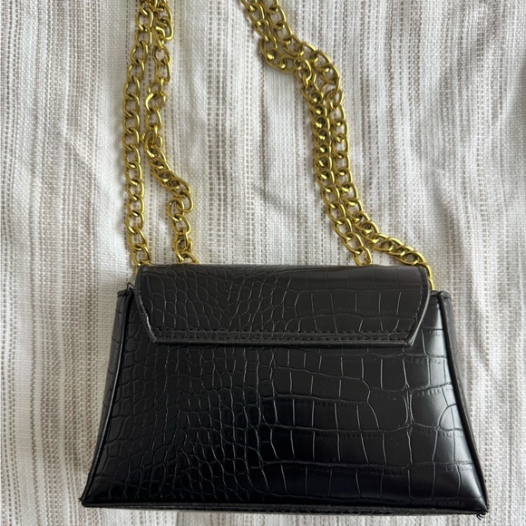 Black faux leather croc shoulder crossbody bag with gold hardware mini bag - Picture 5 of 8
